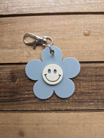 Load image into Gallery viewer, Flower Power Keychain
